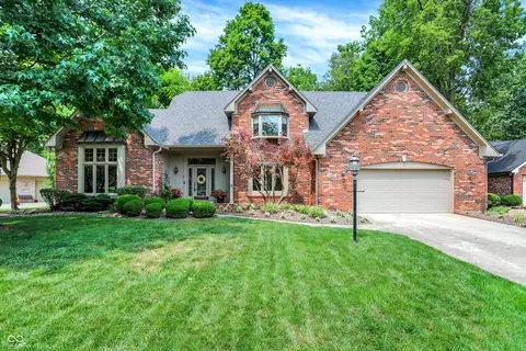 4186 W Crooked Ln, Greenwood, IN 46143