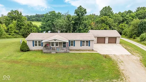 13586 Klausing Rd, Moores Hill, IN 47032