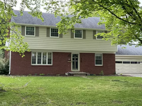 4126 Roselawn Ave, Columbus, IN 47203