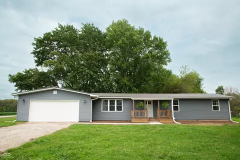 387 E 400 S, Crawfordsville, IN 47933