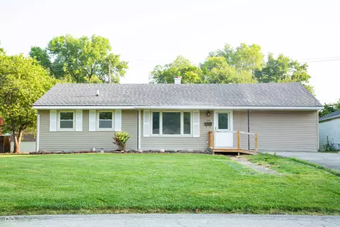 114 Ursal Ln, Greenwood, IN 46143