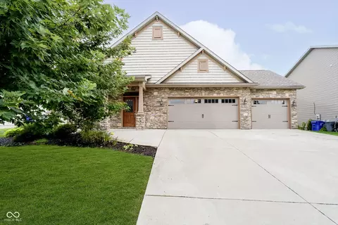 3111 Crooked Stick Dr, Kokomo, IN 46902