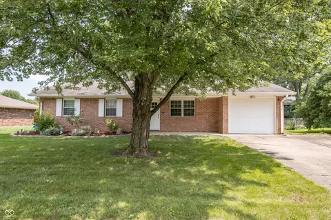 7337 Hearthstone Way, Indianapolis, IN 46227