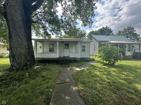 2307 Chase St, Anderson, IN 46016