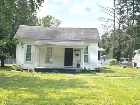 383 S Gum St, North Vernon, IN 47265