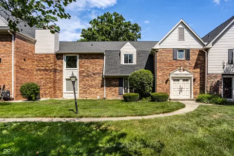 2826 Lake Forest Dr, Indianapolis, IN 46268
