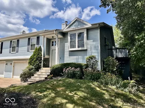 3902 N Lakeside Dr, Muncie, IN 47304