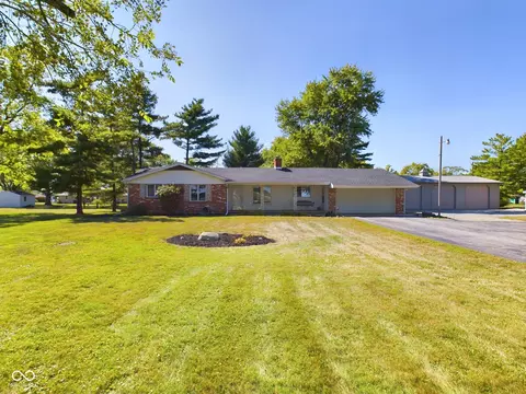 7801 S Cowan Rd, Muncie, IN 47302