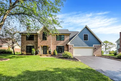 10310 Forest Creek Dr, Indianapolis, IN 46239