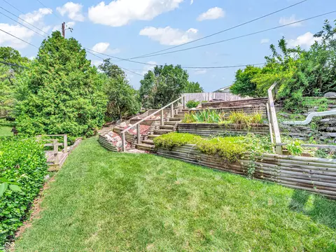 Exterior - 1236 Bluff Rd, Plainfield, IN 46168 photo 6 of 8