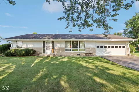 9172 N Marr Rd, Columbus, IN 47203