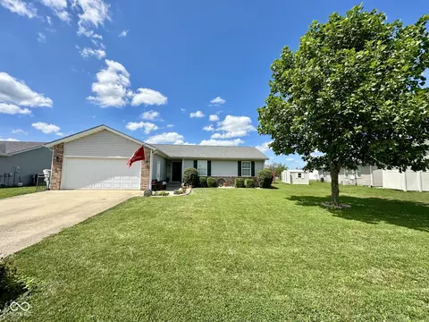 1622 W Constitution St, Greensburg, IN 47240