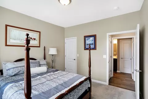 Bedroom - 4118 Epler Ave, Indianapolis, IN 46237 photo 6 of 6
