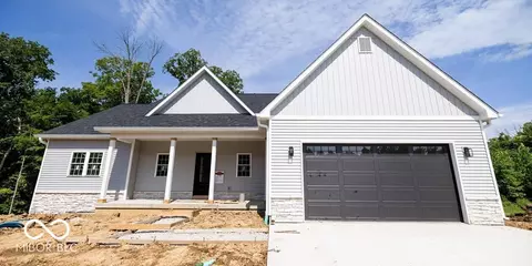 928 Lantern Ln, Ellettsville, IN 47429
