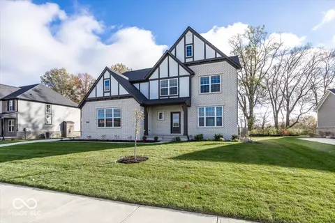9317 Coopers Ln, Mccordsville, IN 46055