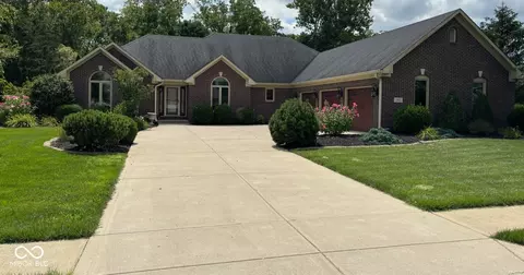 1517 Cherry Tree Rd, Avon, IN 46123