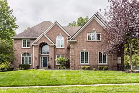 10117 Hickory Ridge Dr, Zionsville, IN 46077