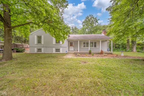 1108 N Scatterfield Rd, Anderson, IN 46012