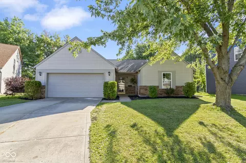 4331 Lucky Ct, Indianapolis, IN 46203