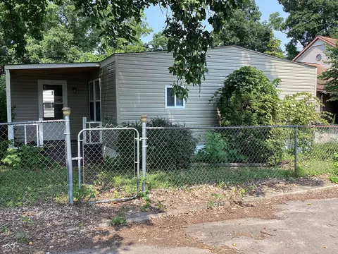 1048 Van Bibber Lk, Greencastle, IN 46135