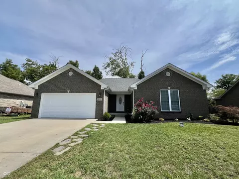 1782 Sams Cir, Seymour, IN 47274