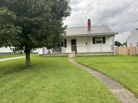 909 Cottage Ave, Crawfordsville, IN 47933
