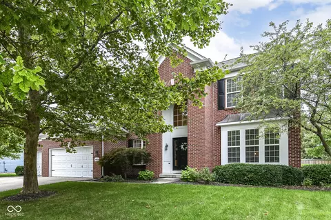 6162 Salisbury Ln, Noblesville, IN 46062
