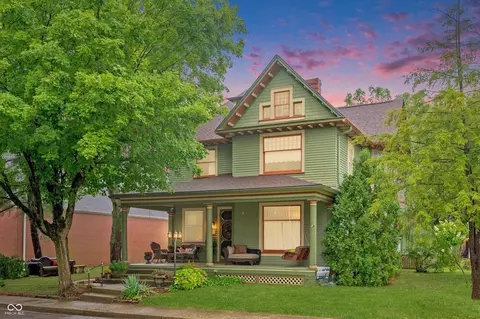 302 S Walnut St, Edinburgh, IN 46124