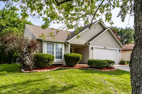 10706 Creekside Woods Dr, Indianapolis, IN 46239