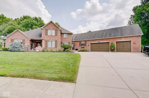 6767 Forrest Commons Blvd, Indianapolis, IN 46227