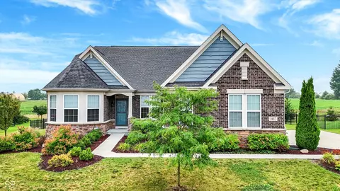 1037 Margate Dr, Greenwood, IN 46143