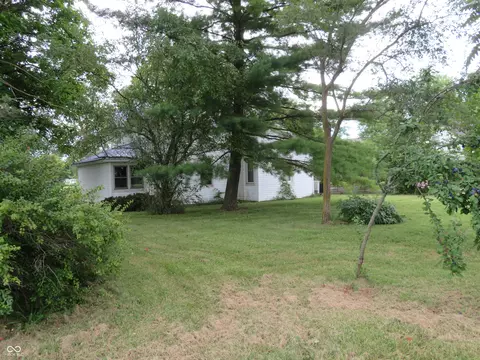 3732 E 1250 N, Alexandria, IN 46001