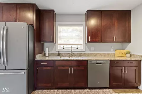 Kitchen - 737 E 116th St, Carmel, IN 46032 photo 2 of 4