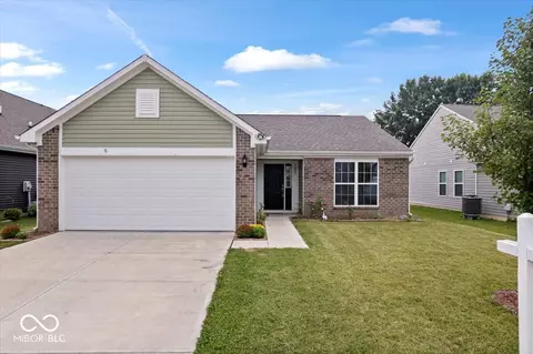 7427 Derek Dr, Indianapolis, IN 46113