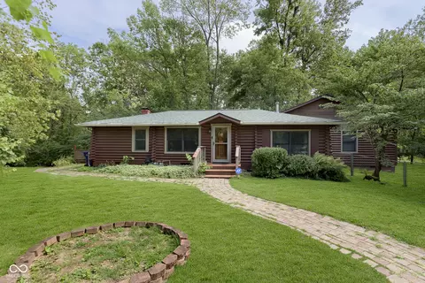 7981 Ashton Dr, Indianapolis, IN 46226