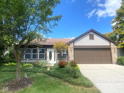 13906 Wabash Dr, Fishers, IN 46038