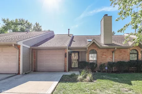 4389 Abby Creek Ln, Indianapolis, IN 46205