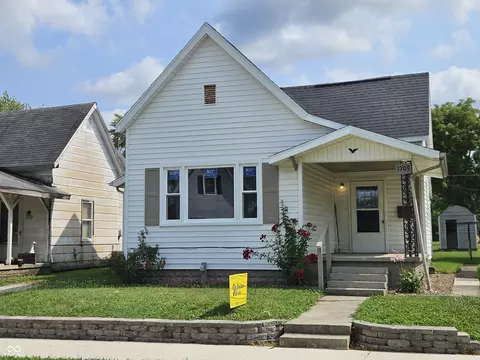 1709 S D St, Elwood, IN 46036