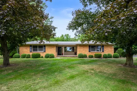 724 Weber Rd, Greenfield, IN 46140