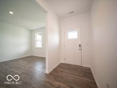 Entry Way - 2268 Pinehurst Dr, Plainfield, IN 46168 photo 1 of 2