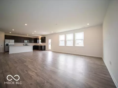 Living - 2268 Pinehurst Dr, Plainfield, IN 46168 photo 2 of 5