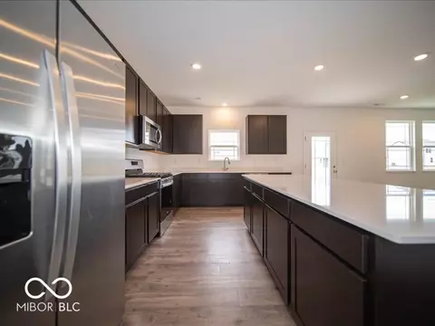 Kitchen - 2268 Pinehurst Dr, Plainfield, IN 46168 photo 4 of 7