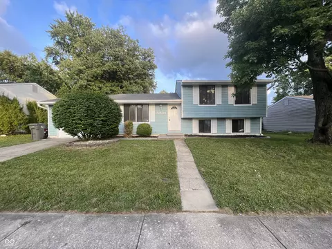 5501 Armstrong Dr, Indianapolis, IN 46237