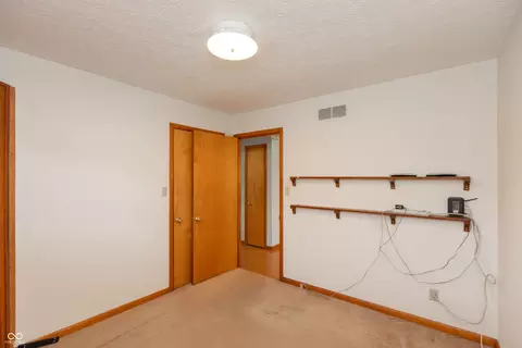 Bedroom - 533 E Freeman Ave, Seymour, IN 47274 photo 3 of 7