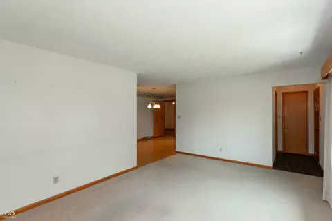 Living - 533 E Freeman Ave, Seymour, IN 47274 photo 3 of 5