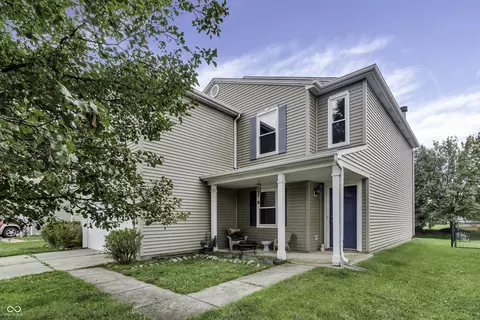 8476 Abbey Dell Dr, Indianapolis, IN 46113