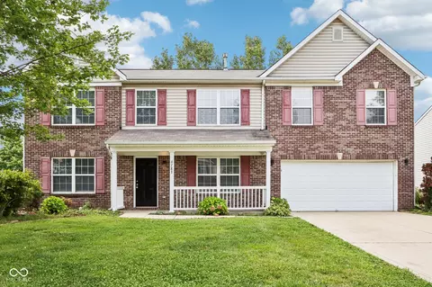 6783 Hampshire Dr, Zionsville, IN 46077