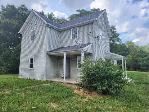 1424 E Willard St, Muncie, IN 47302