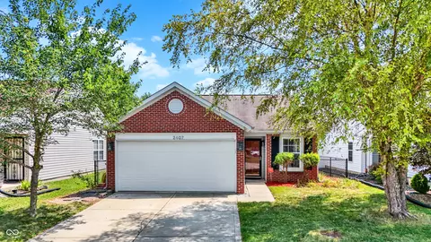 2407 Salem Park Dr, Indianapolis, IN 46239