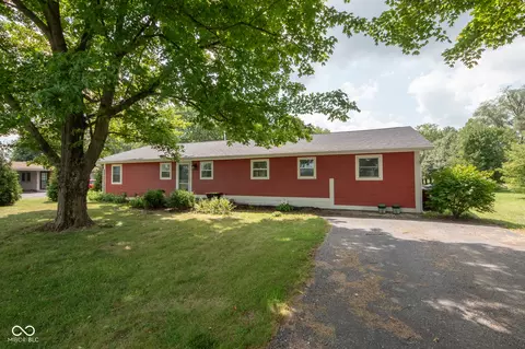 7879 E State Road 252, Edinburgh, IN 46124